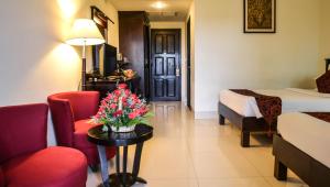 almond hotel sothearos