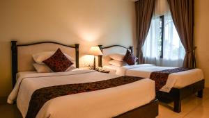 almond hotel sothearos