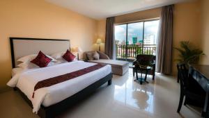 almond hotel sothearos
