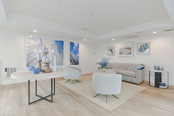 Thomas Sea Suites,,0 star