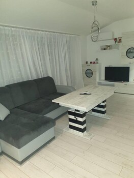 cosy charming 2 bed apartment in blagoevgrad