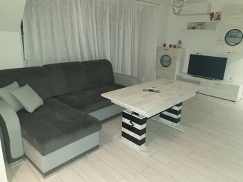 cosy charming 2 bed apartment in blagoevgrad