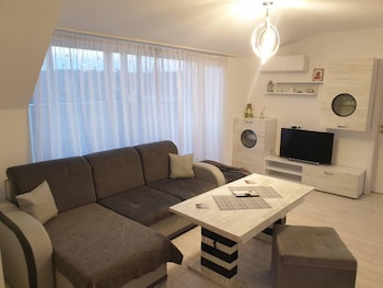 cosy charming 2 bed apartment in blagoevgrad