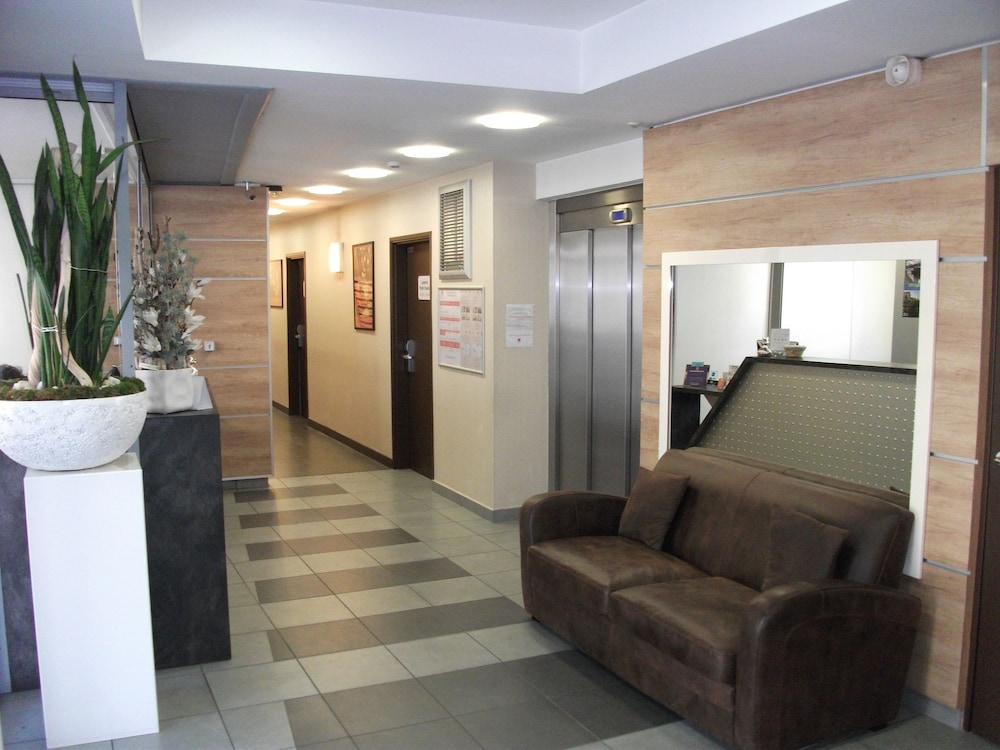 sejours and affaires angers atrium