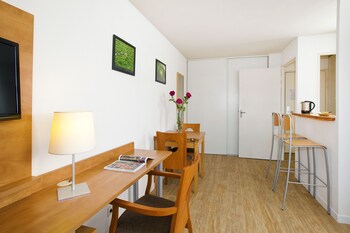 sejours and affaires angers atrium