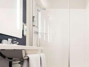 ibis laval le relais darmor