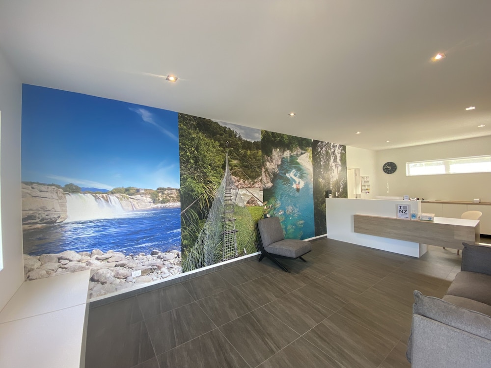 grand suites murchison