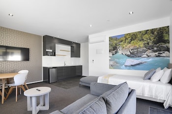 grand suites murchison