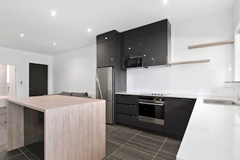 grand suites murchison