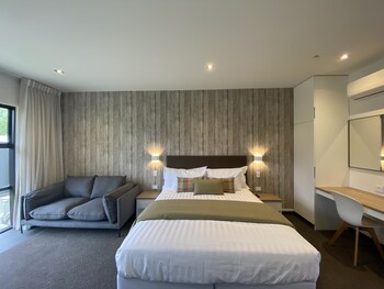 grand suites murchison