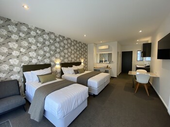 grand suites murchison