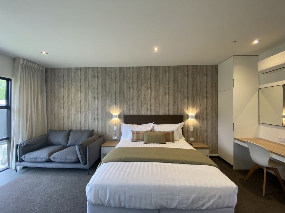 grand suites murchison