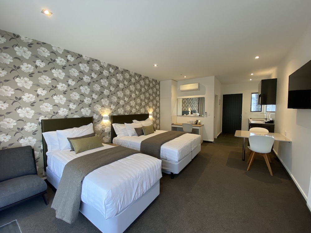 grand suites murchison