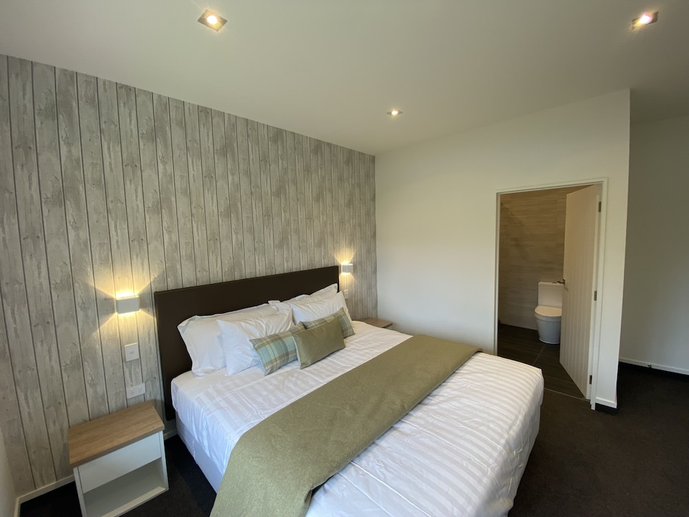 grand suites murchison