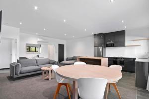 grand suites murchison