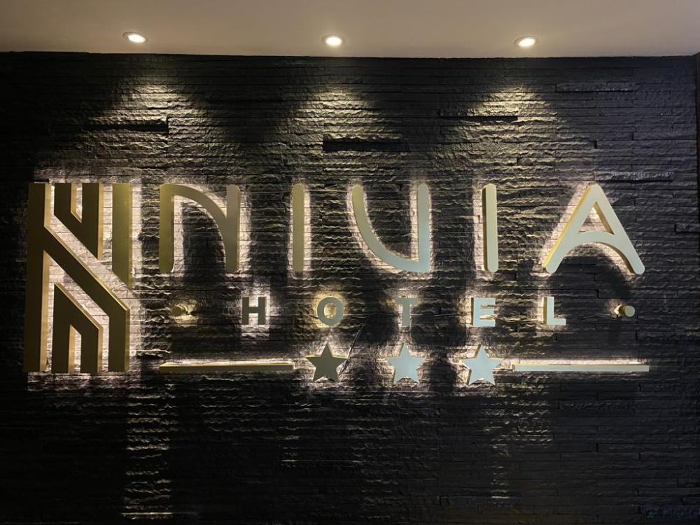 nivia hotel