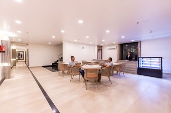 Hotel Maxx,,3.5 star