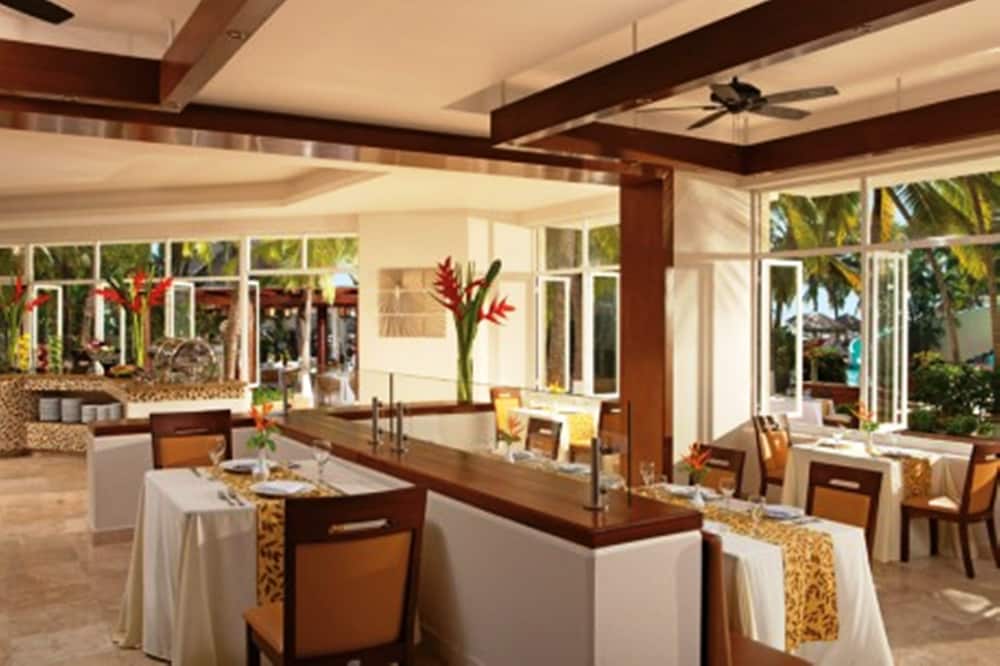 sunscape dorado pacifico ixtapa resort and spa all inclusive