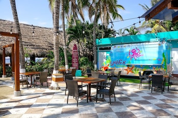sunscape dorado pacifico ixtapa resort and spa all inclusive