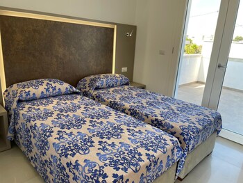 elite luxury residence