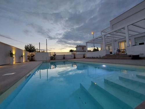 elite luxury residence