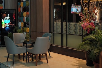 grand sarovar portico