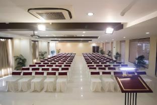 grand sarovar portico