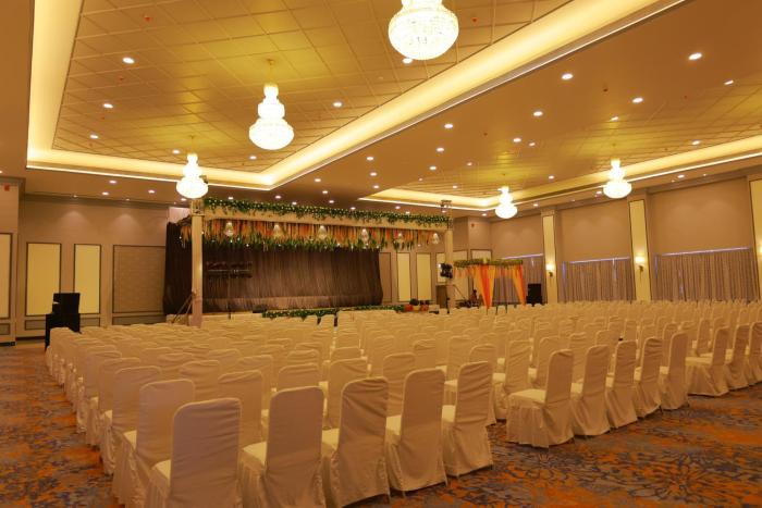 grand sarovar portico