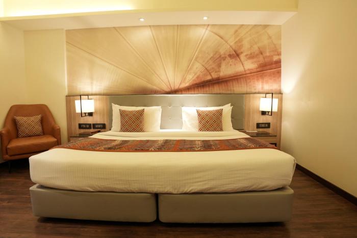 grand sarovar portico