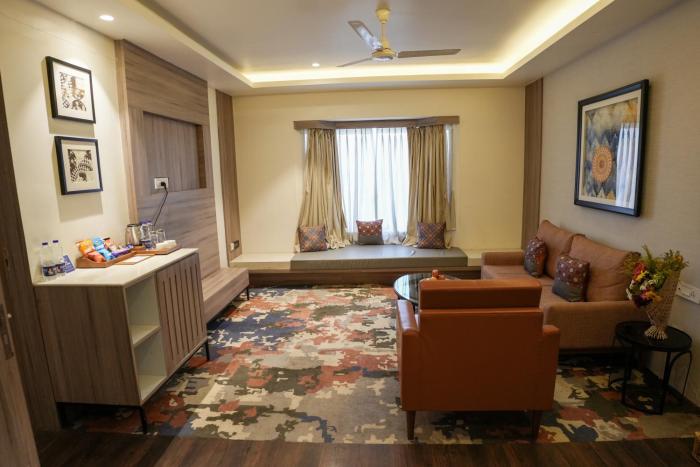 grand sarovar portico