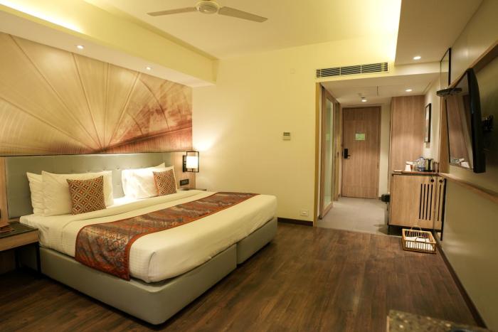 grand sarovar portico