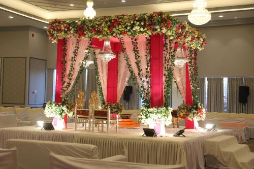 grand sarovar portico