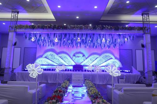 grand sarovar portico