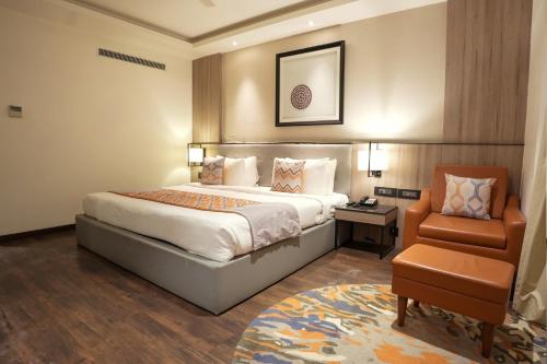 grand sarovar portico