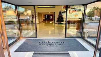 turkmen riverside hotel