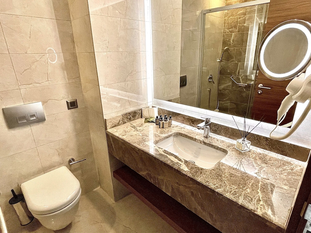 turkmen riverside hotel