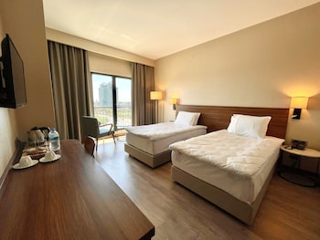 turkmen riverside hotel