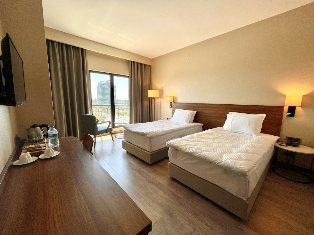 turkmen riverside hotel