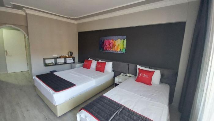 adali hotel and suites