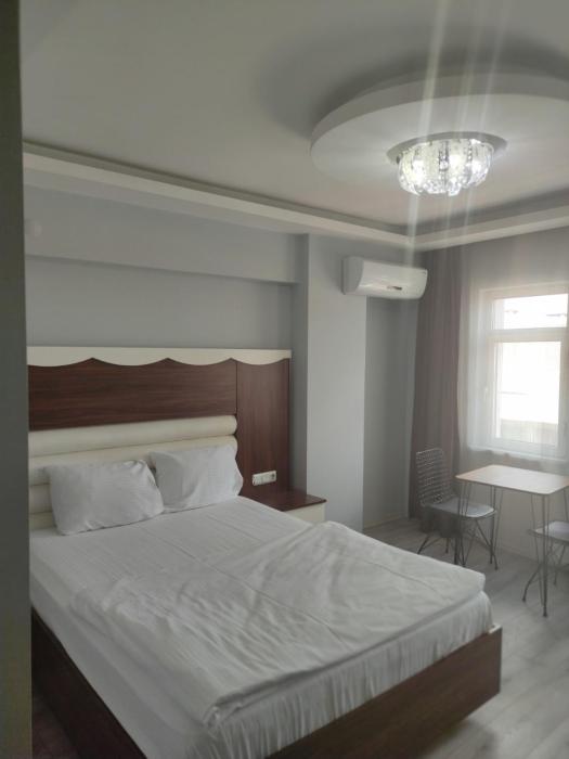 adali hotel and suites