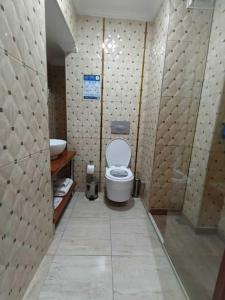 adali hotel and suites