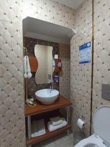 adali hotel and suites