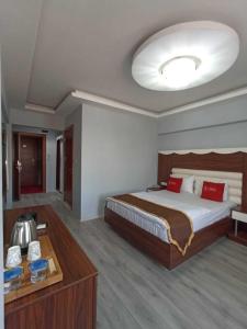adali hotel and suites