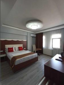 adali hotel and suites