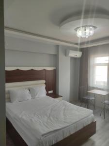 adali hotel and suites