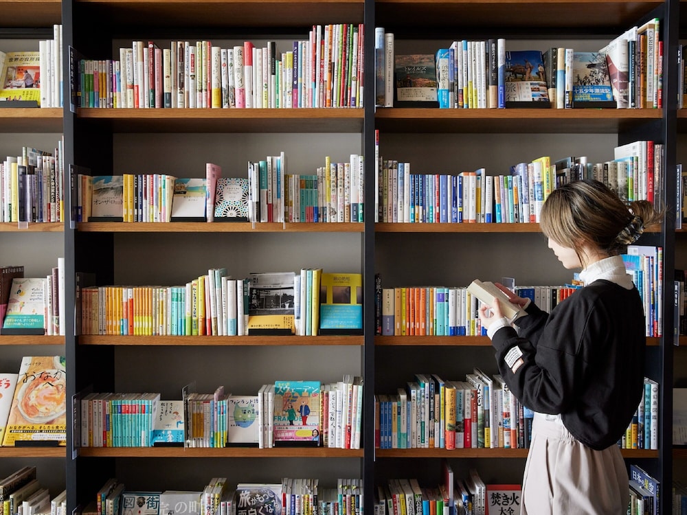 lamp light books hotel fukuoka