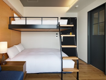 lamp light books hotel fukuoka