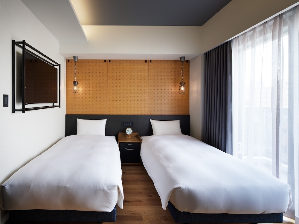 lamp light books hotel fukuoka