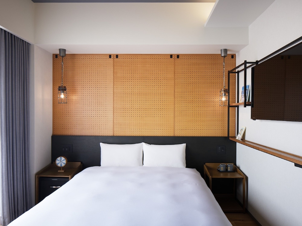 lamp light books hotel fukuoka