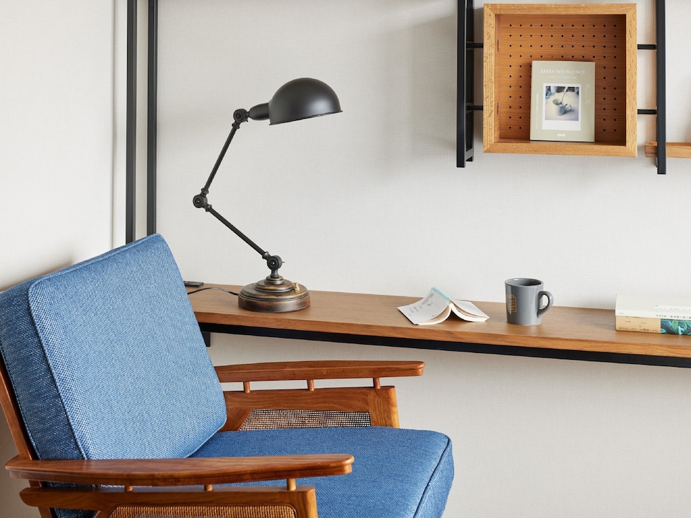 lamp light books hotel fukuoka